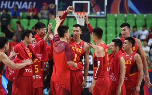 中国男篮今晚比赛直播在哪个台